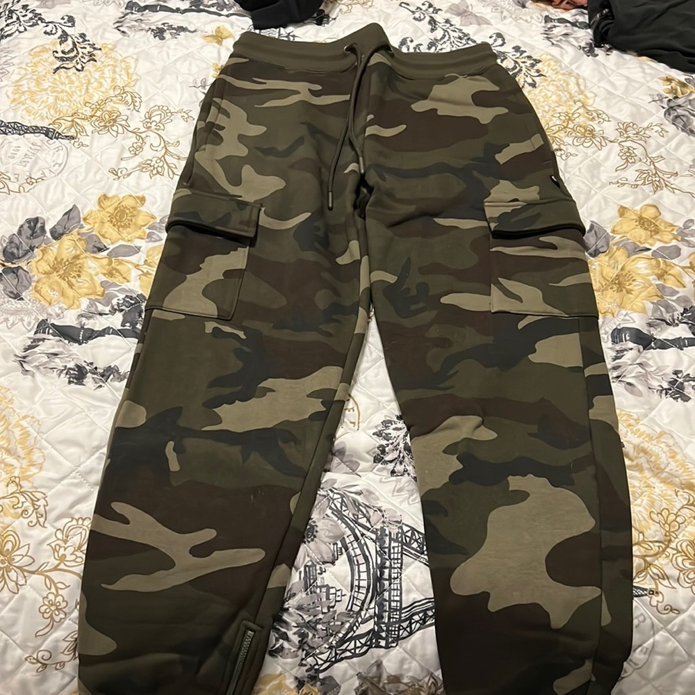 Never worn army pants